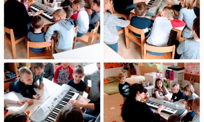 Ribice - Abc song, playing piano and singing, razvoj slušne osjetljivosti i ljubavi prema glazbi